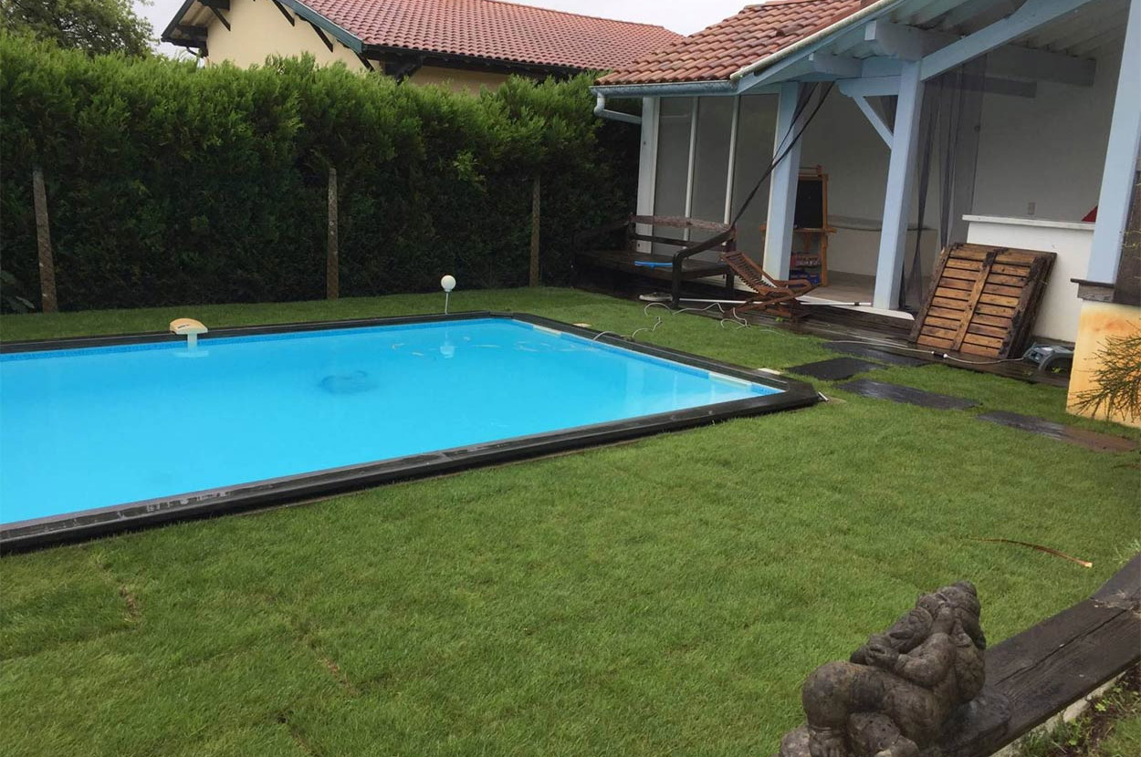 Aménagement de jardin Capbreton, Aménagement de jardin Hossegor, Arrosage automatique Capbreton, Arrosage automatique Hossegor, Création terrasse bois Capbreton, Création terrasse bois Hossegor, Entretien espace vert Capbreton, Entretien espace vert Hossegor, Entretien Piscine Capbreton, Entretien Piscine Hossegor, Gestion d’irrigation Capbreton, Gestion d’irrigation Hossegor, Paysagiste Capbreton, Paysagiste Hossegor, Piscine Capbreton, Piscine Hossegor