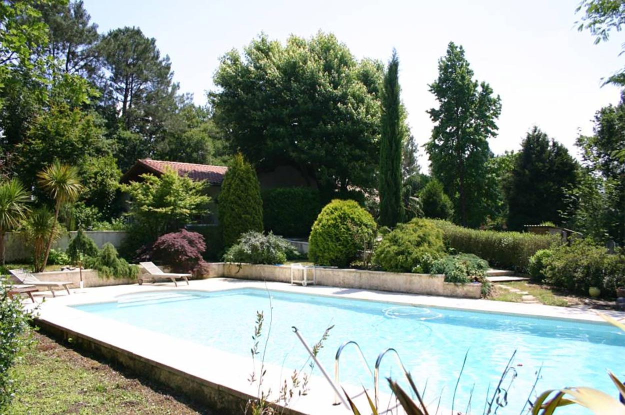 Aménagement de jardin Capbreton, Aménagement de jardin Hossegor, Arrosage automatique Capbreton, Arrosage automatique Hossegor, Création terrasse bois Capbreton, Création terrasse bois Hossegor, Entretien espace vert Capbreton, Entretien espace vert Hossegor, Entretien Piscine Capbreton, Entretien Piscine Hossegor, Gestion d’irrigation Capbreton, Gestion d’irrigation Hossegor, Paysagiste Capbreton, Paysagiste Hossegor, Piscine Capbreton, Piscine Hossegor